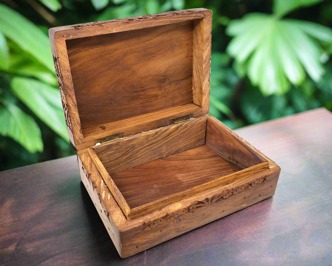 Roots and Reverence – Tree of Life Wooden Keepsake Box (5" x 7")