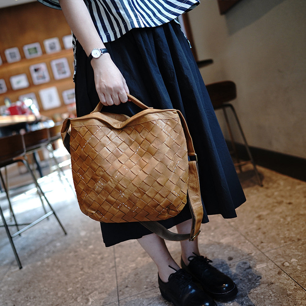 Elegant Retro Luxury Handbag in First Layer Cowhide