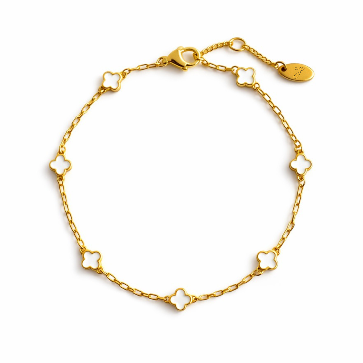 Petite Clover Single Layer Bracelet