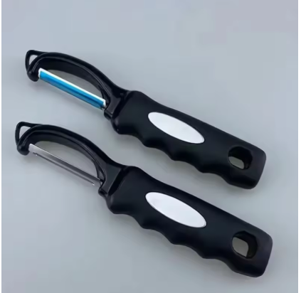 "Mojiang Bear Stainless Steel Peeler and Grater"
