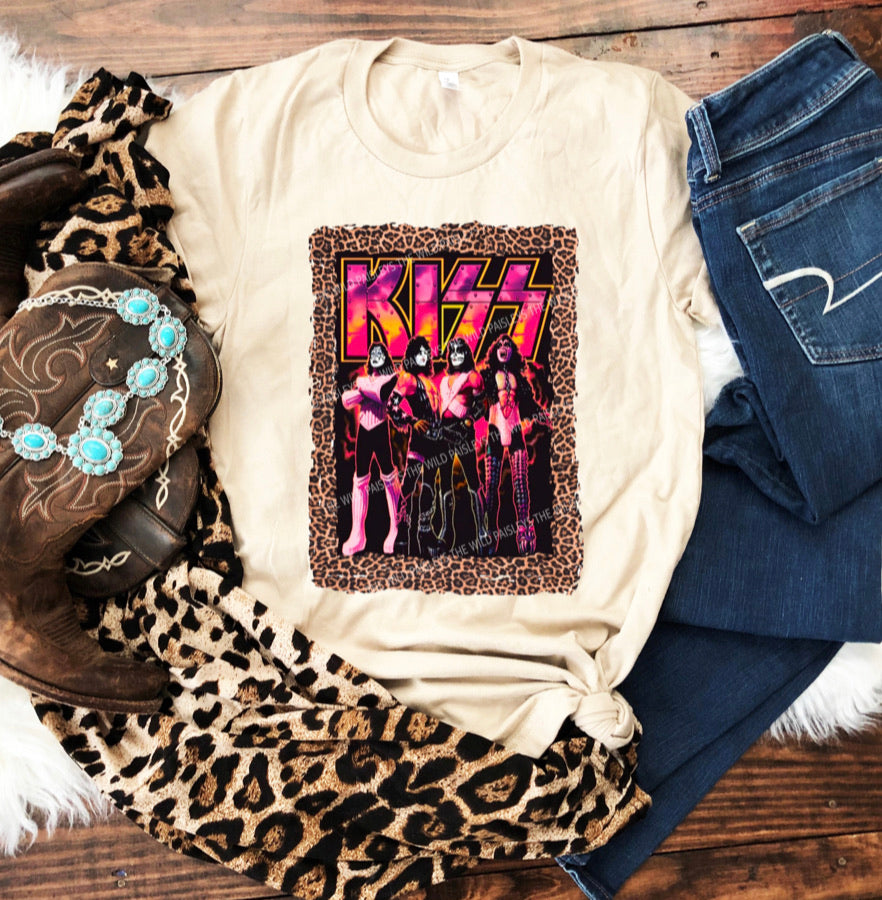 KISS w/ Neon Pinks & Leopard