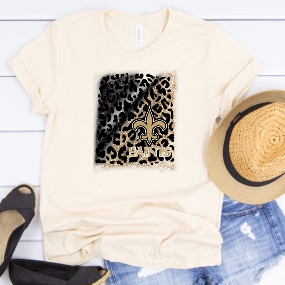 New Orleans Saints - Fleur-De-Lis Saints & Leopard Background Tan / Black Glitter Print Small - Design 4