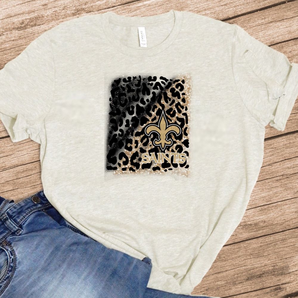 New Orleans Saints - Fleur-De-Lis Saints & Leopard Background Tan / Black Glitter Print Small - Design 4