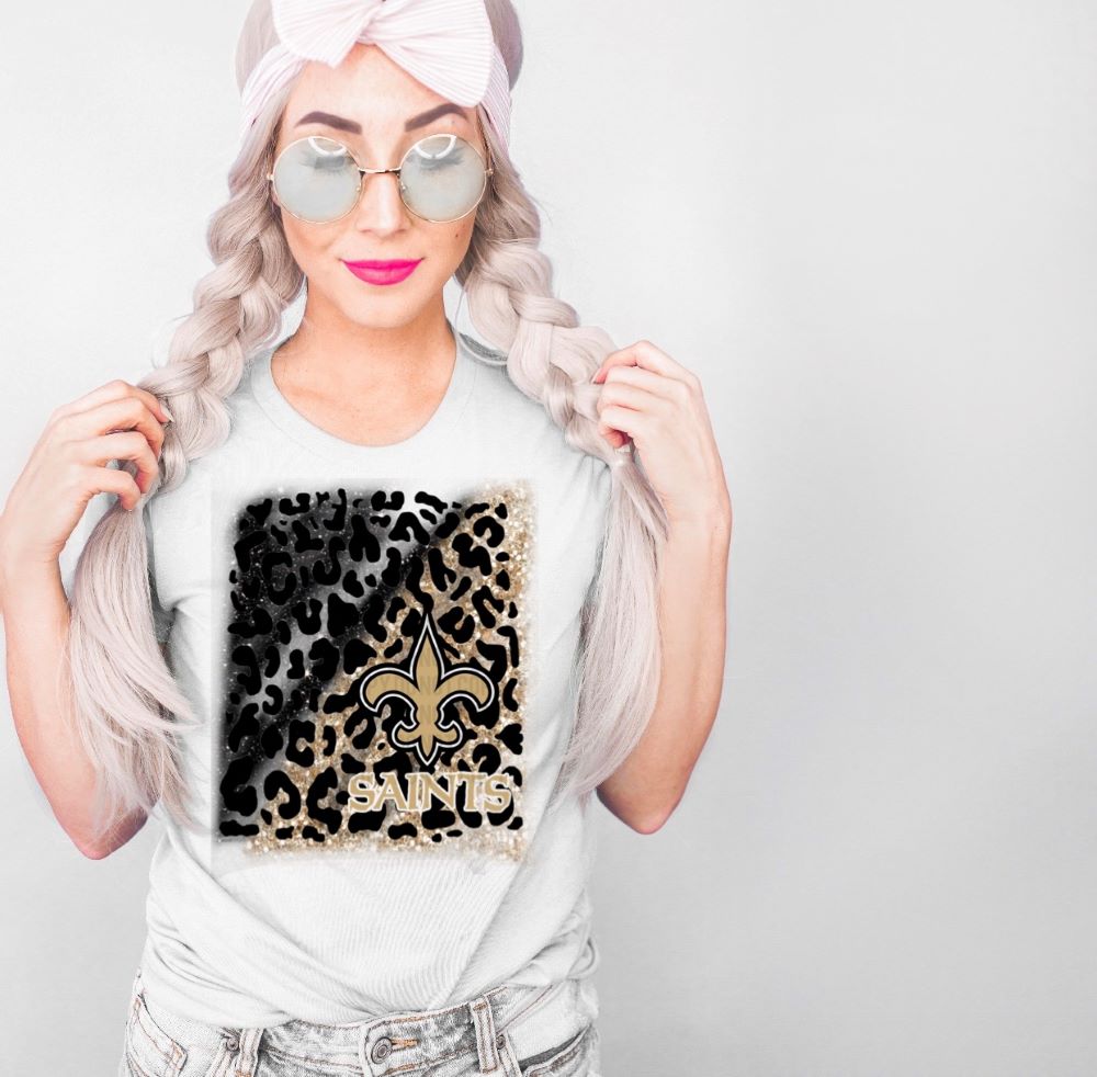 New Orleans Saints - Fleur-De-Lis Saints & Leopard Background Tan / Black Glitter Print Small - Design 4