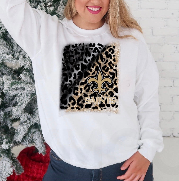New Orleans Saints - Fleur-De-Lis Saints & Leopard Background Tan / Black Glitter Print Small - Design 4